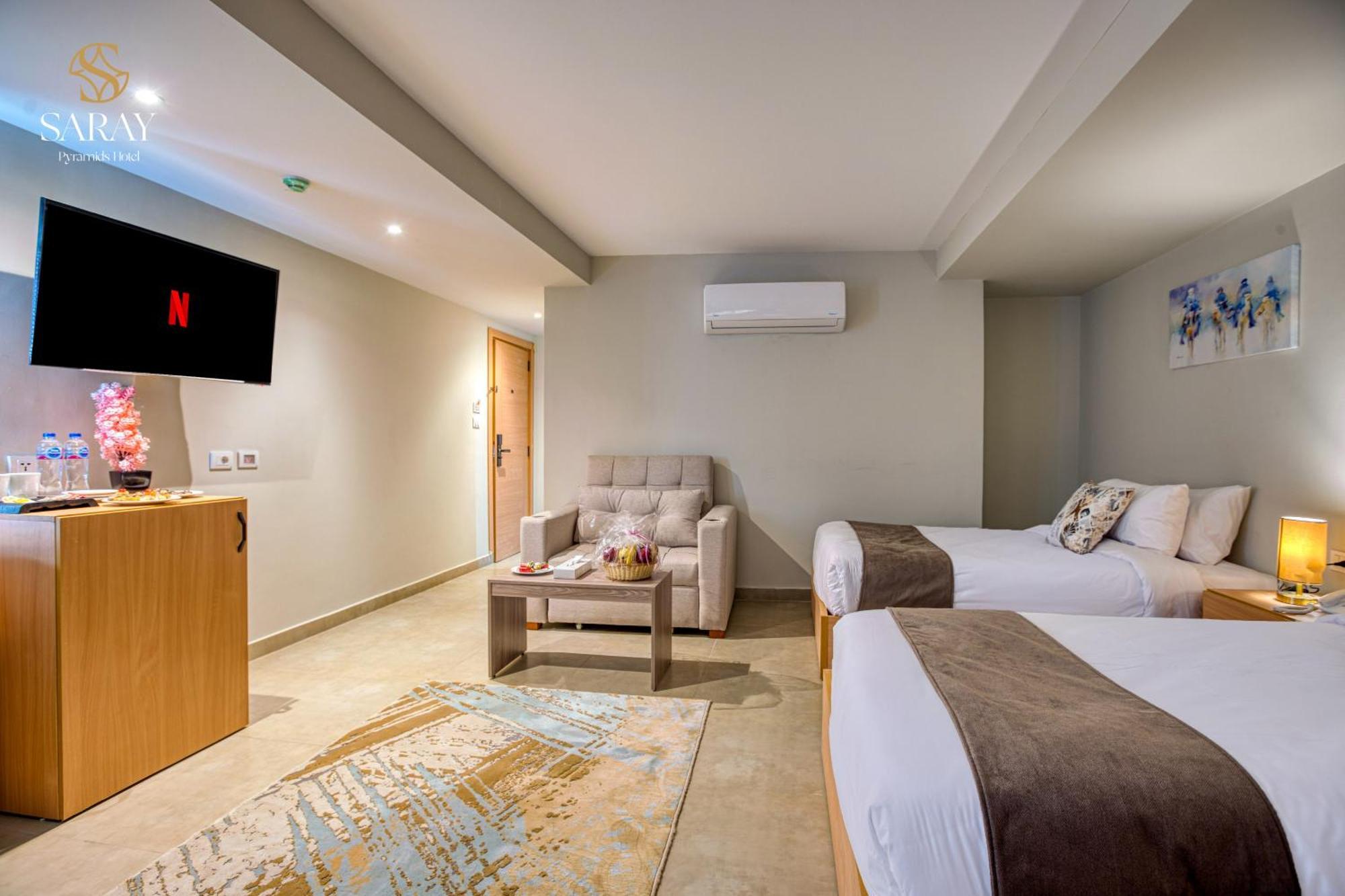 Saray Pyramids & Museum View Hotel Kafret el-Gabal Rom bilde