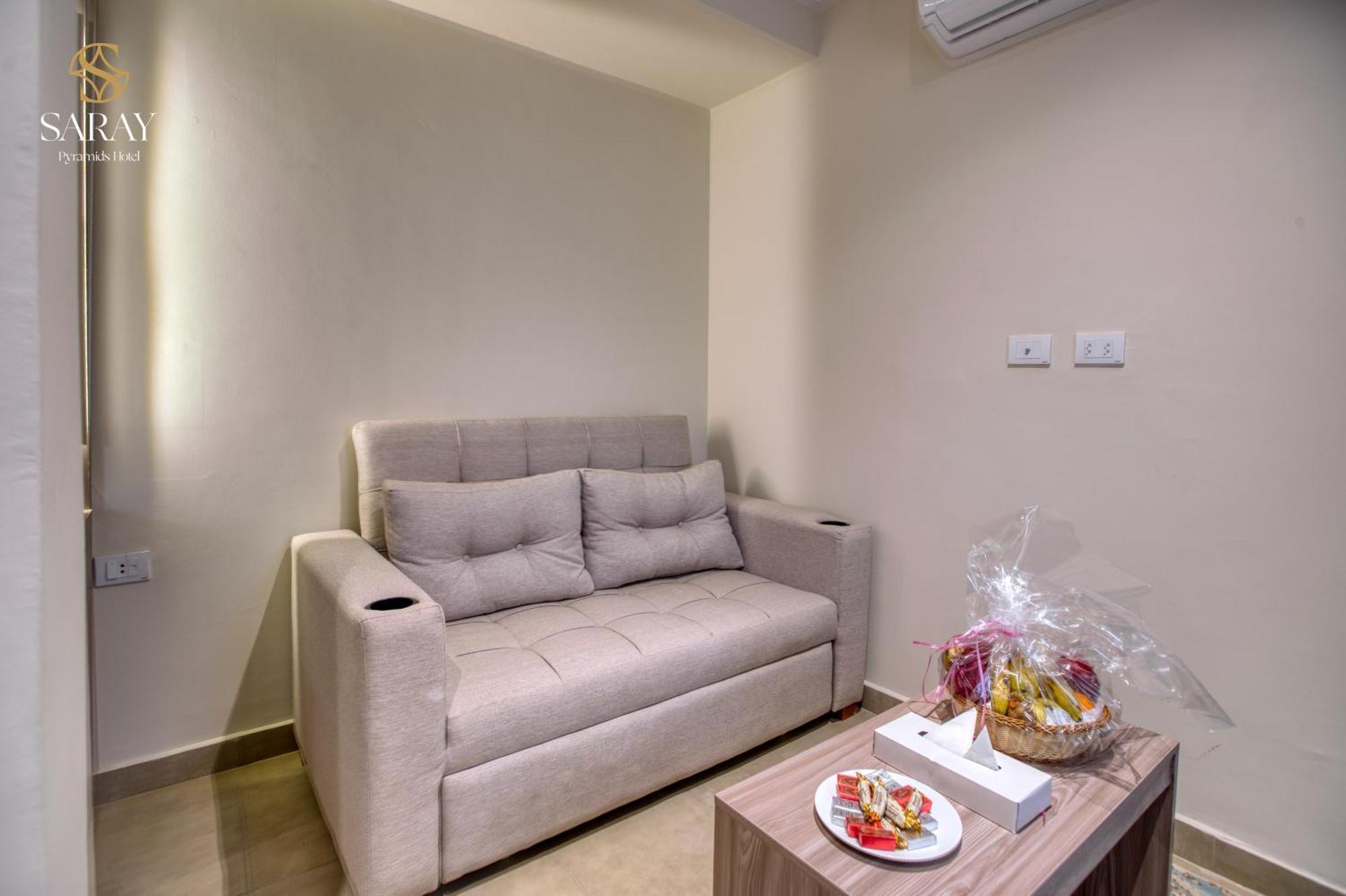 Saray Pyramids & Museum View Hotel Kafret el-Gabal Rom bilde